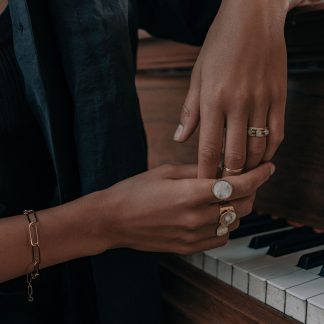 Apia bague ronde blanche